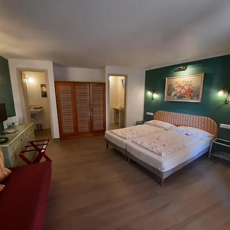 U Paradisu Bed & Breakfast 3*