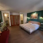 U Paradisu Bed & Breakfast 3*