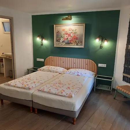 Bed & Breakfast U Paradisu 3*